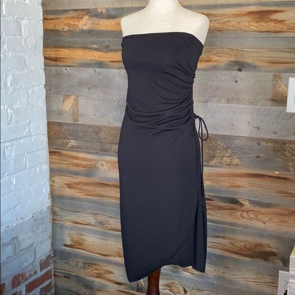 🆕🖤VOL 1 BLACK MIDI SIDE RUCHED DRESS - Picture 1 of 5